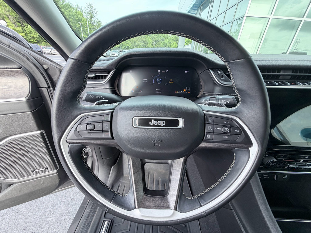 Used 2021 Jeep Grand Cherokee L Limited RWD image 13