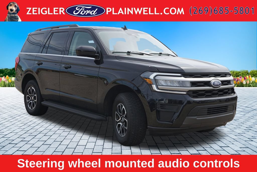 Used 2024 Ford Expedition XLT AWD/4WD image 7