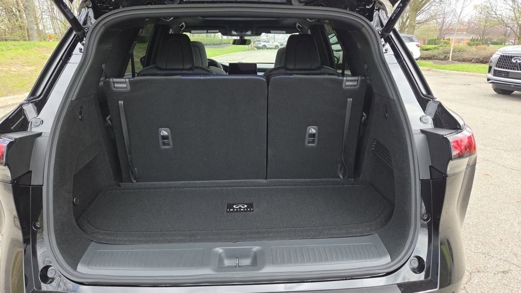 New 2026 INFINITI QX60 Sport w/ Dark Cargo Package image 33