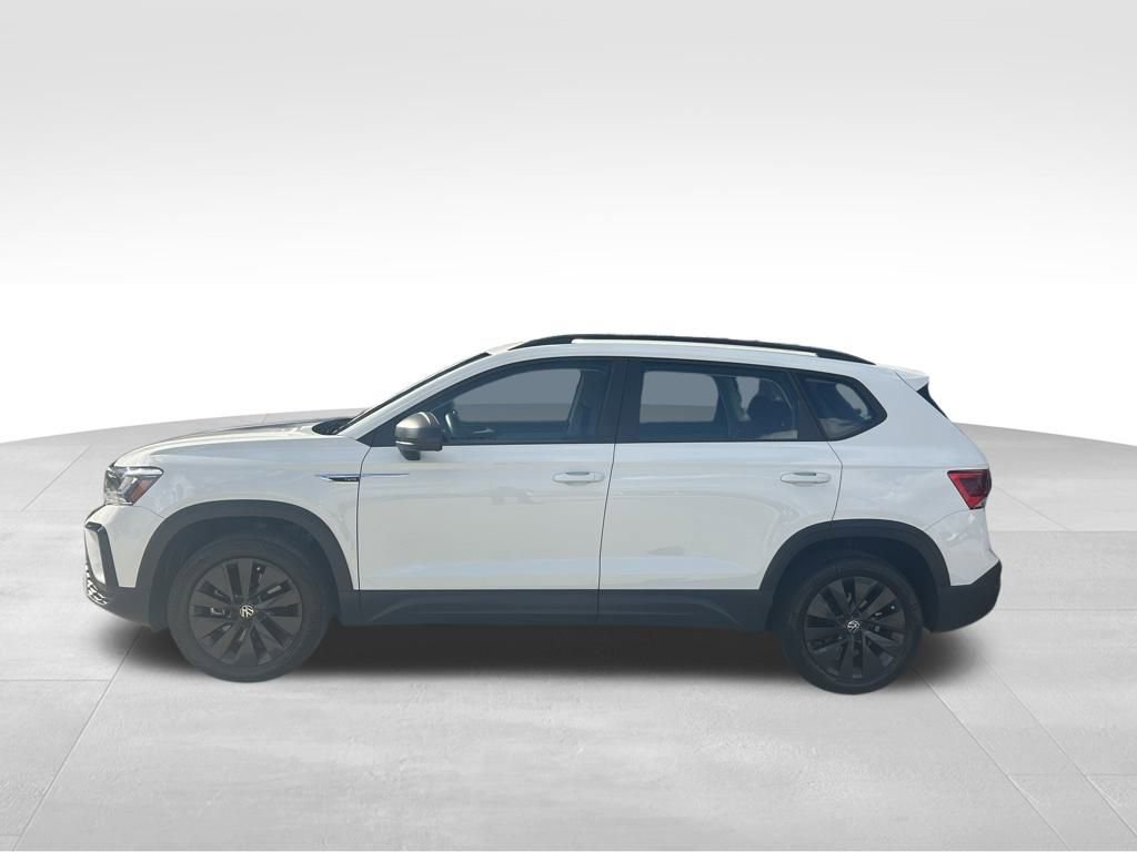 Used 2022 Volkswagen Taos S w/ IQ Drive S Package image 2