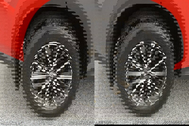 Used 2023 Lexus NX 350h AWD w/ Towing Package (2000 Lbs) image 35