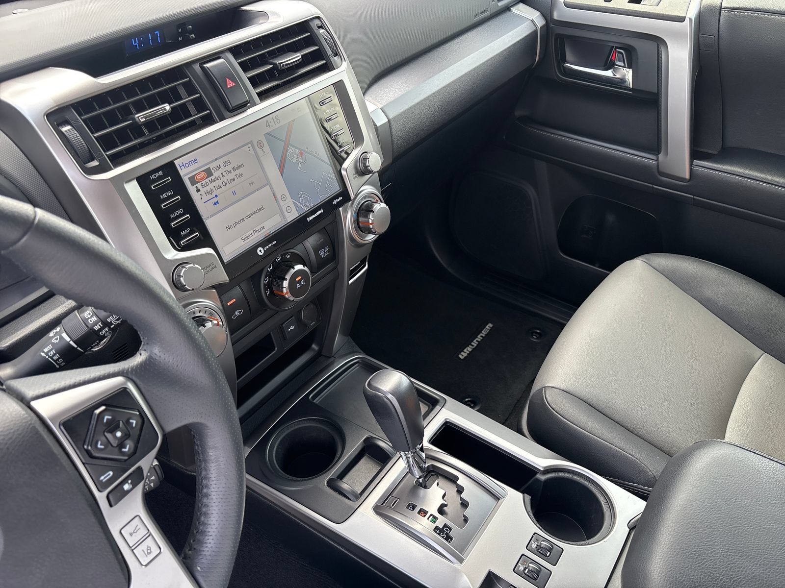 Used 2021 Toyota 4Runner SR5 Premium w/ Moonroof Package RWD image 21