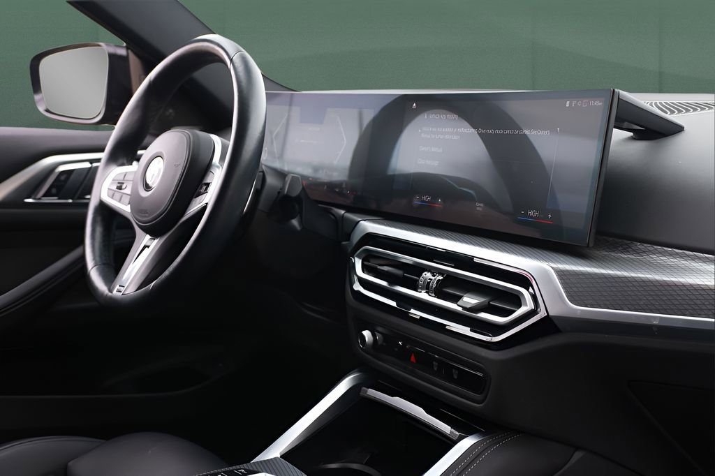 Used 2024 BMW 430i Coupe w/ M Sport Package RWD image 17
