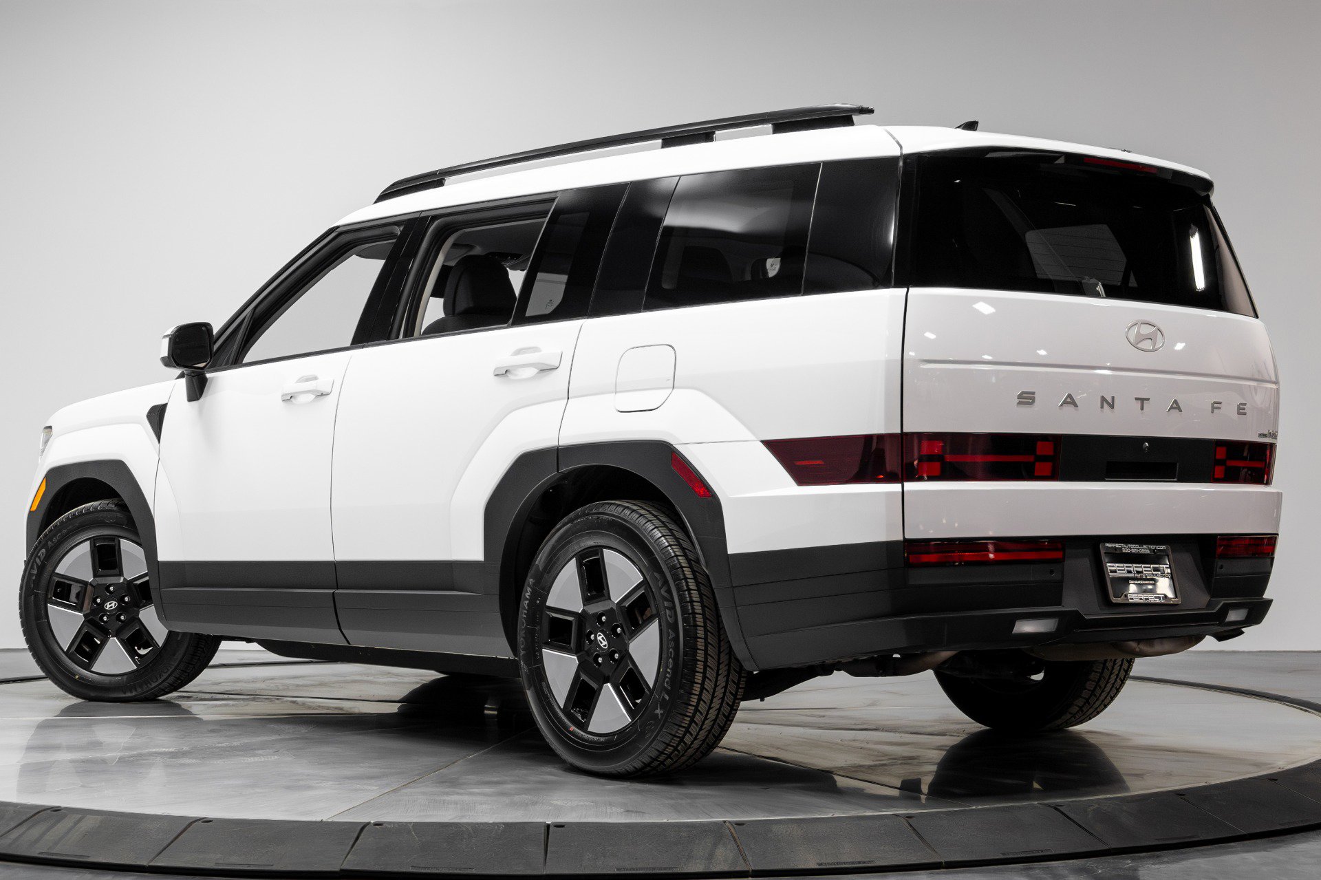 Used 2025 Hyundai Santa Fe SEL image 46