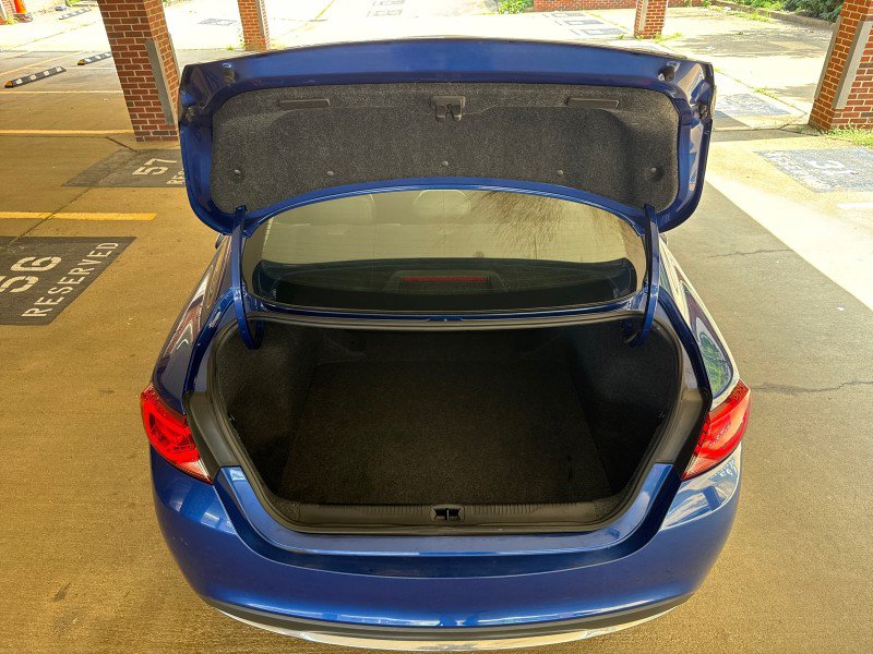 Used 2017 Chrysler 200 Limited Platinum FWD image 29