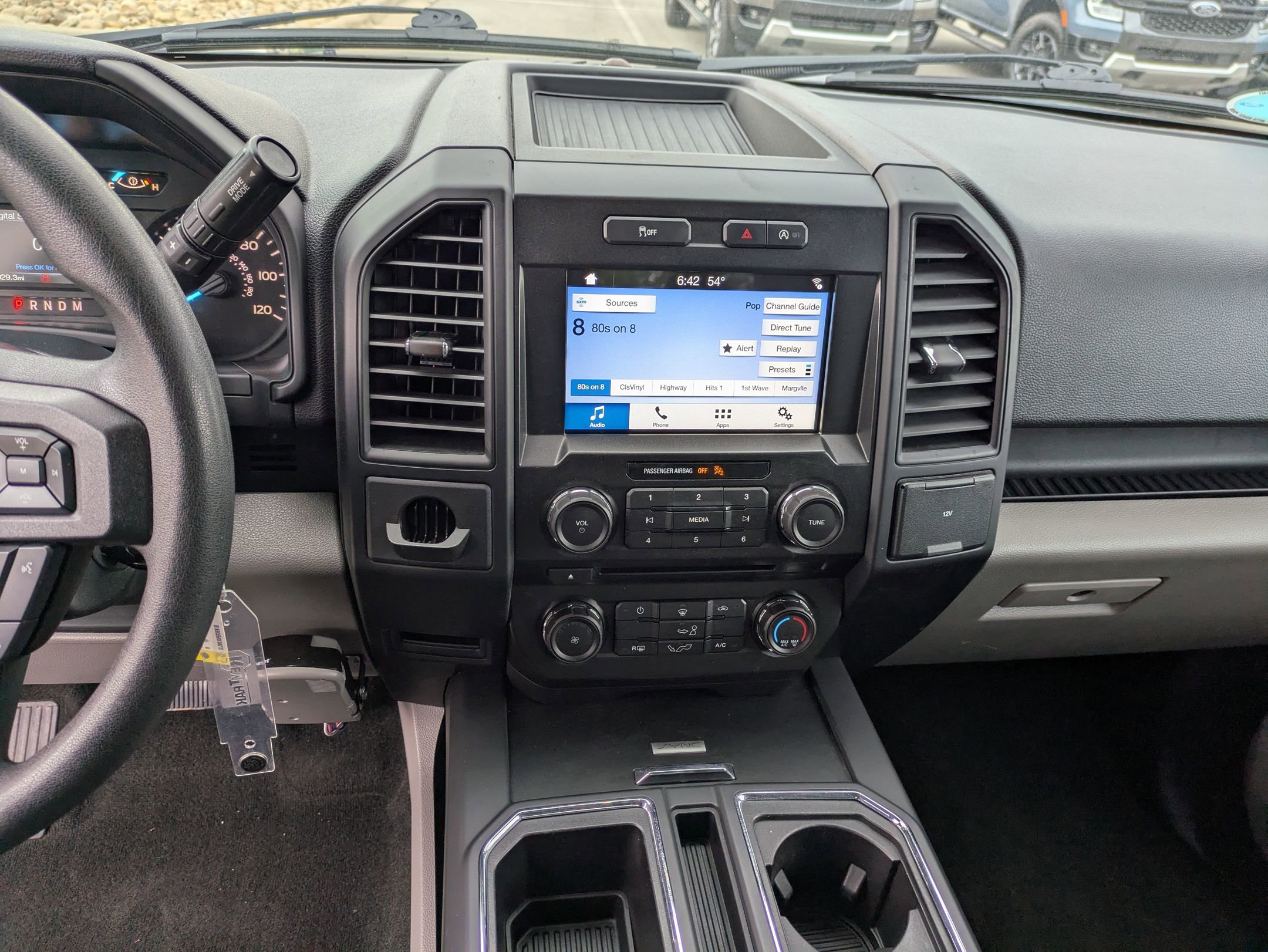 Used 2018 Ford F150 XL w/ Equipment Group 101A Mid RWD image 23