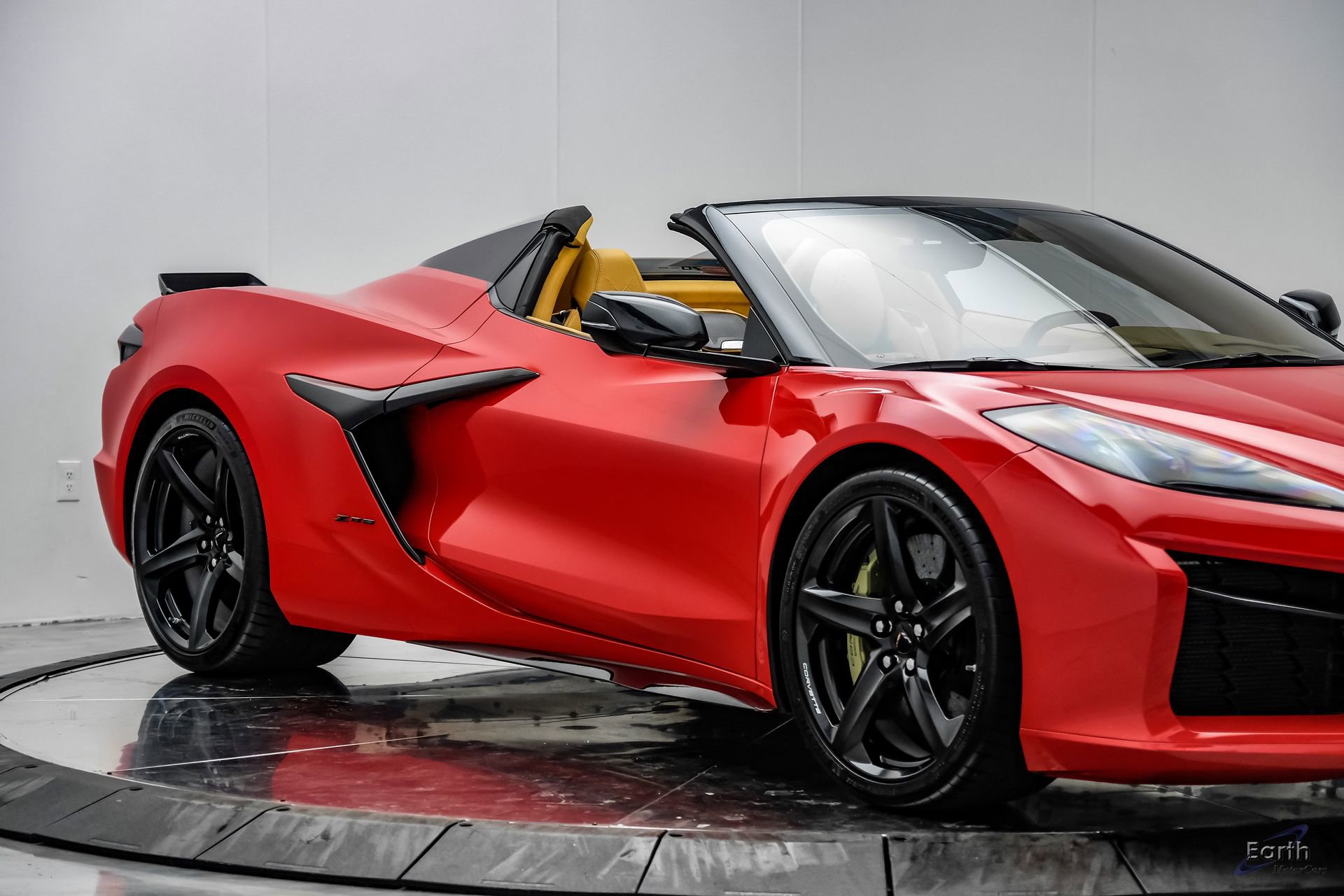 Used 2023 Chevrolet Corvette Z06 w/ Stealth Interior Trim Package image 30