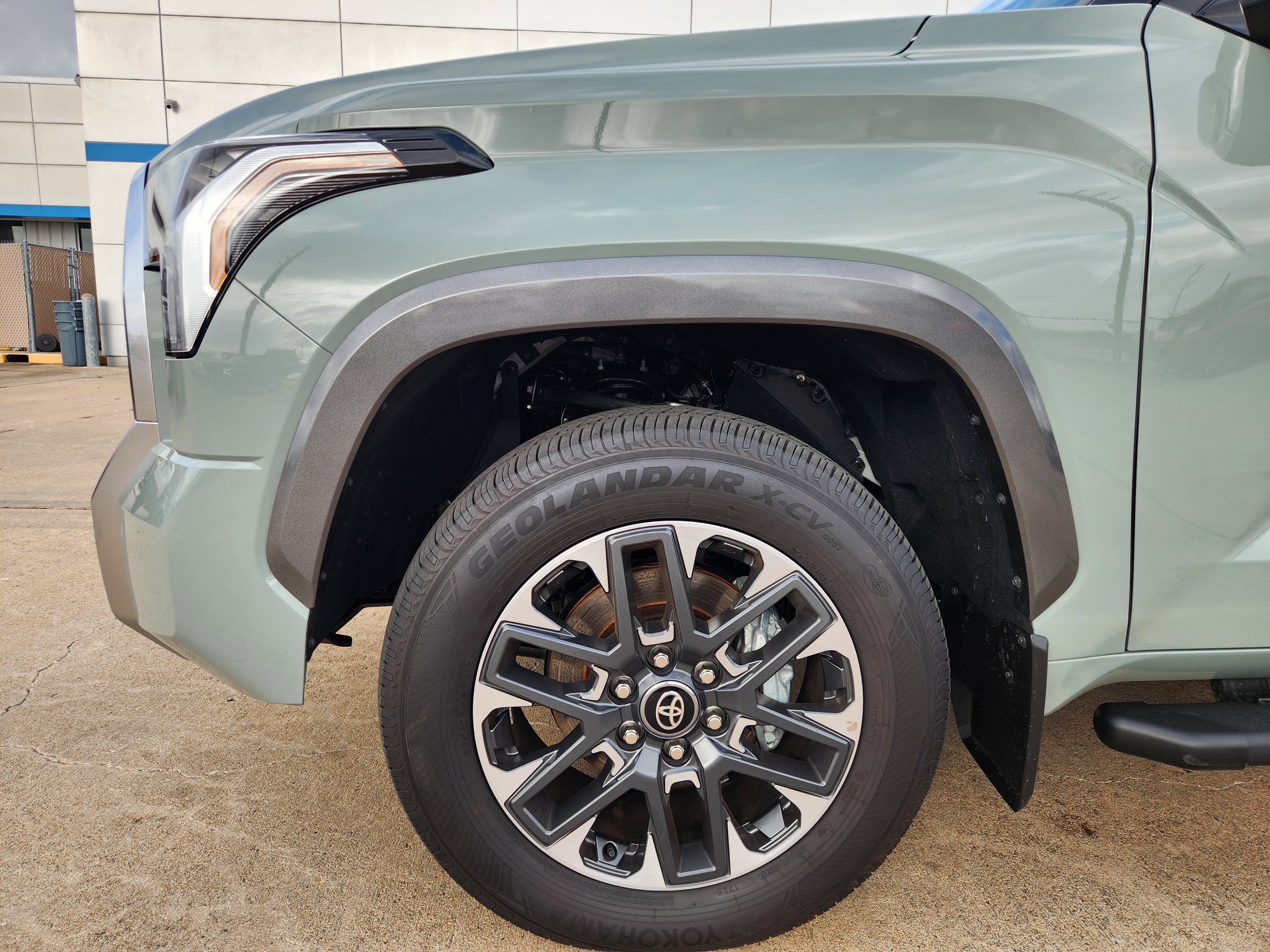 Used 2026 Toyota Tundra Limited image 9