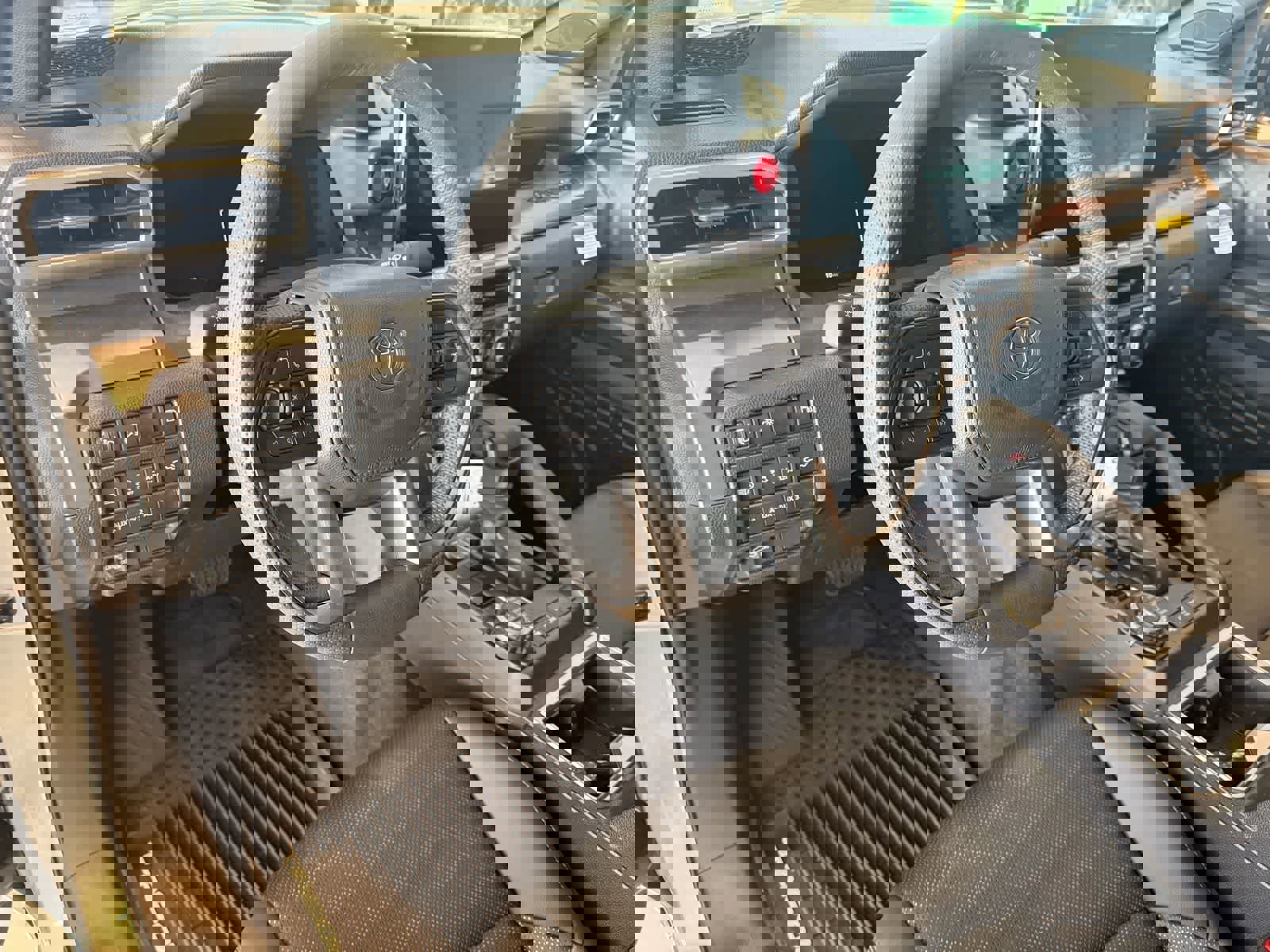 Used 2025 Toyota Tacoma TRD Off-Road w/ TRD Off Road Premium Package AWD/4WD image 9