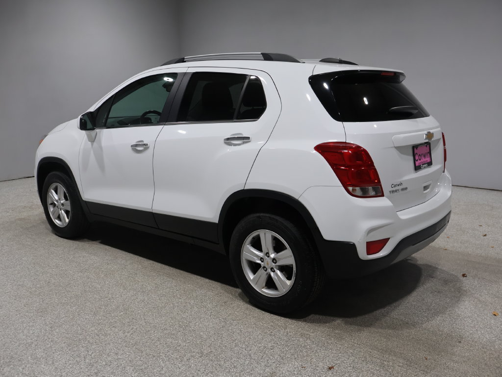Used 2019 Chevrolet Trax LT w/ LT Convenience Package AWD/4WD image 4