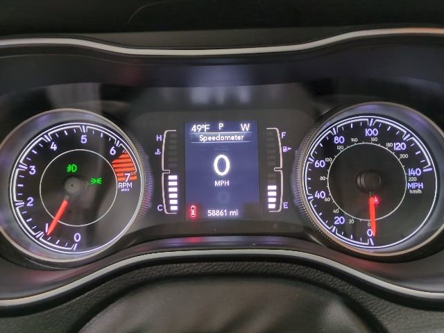 Used 2019 Jeep Cherokee Latitude Plus w/ Cold Weather Group image 7