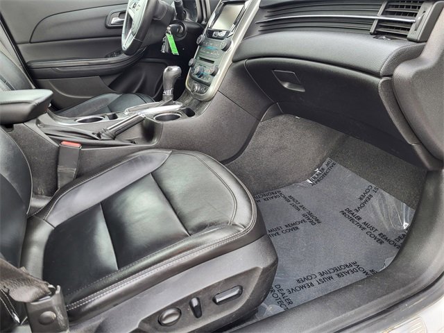 Used 2016 Chevrolet Malibu LTZ image 17