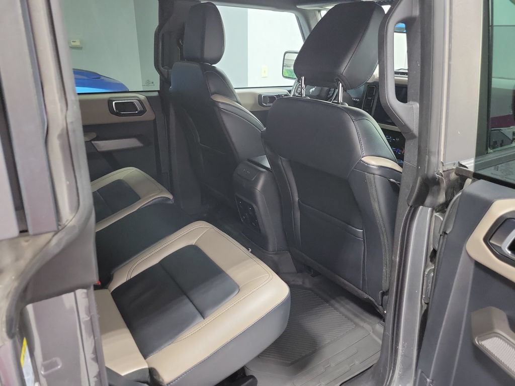 Used 2023 Ford Bronco Wildtrak AWD/4WD image 17