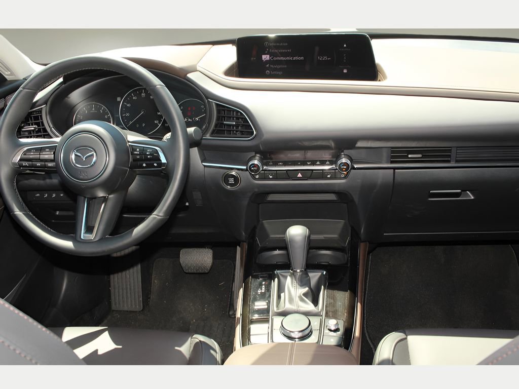 Used 2025 MAZDA CX-30 2.5 Turbo w/ Premium Plus Pkg image 17