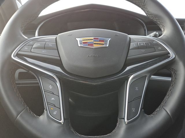Used 2025 Cadillac XT5 Premium Luxury AWD/4WD image 39