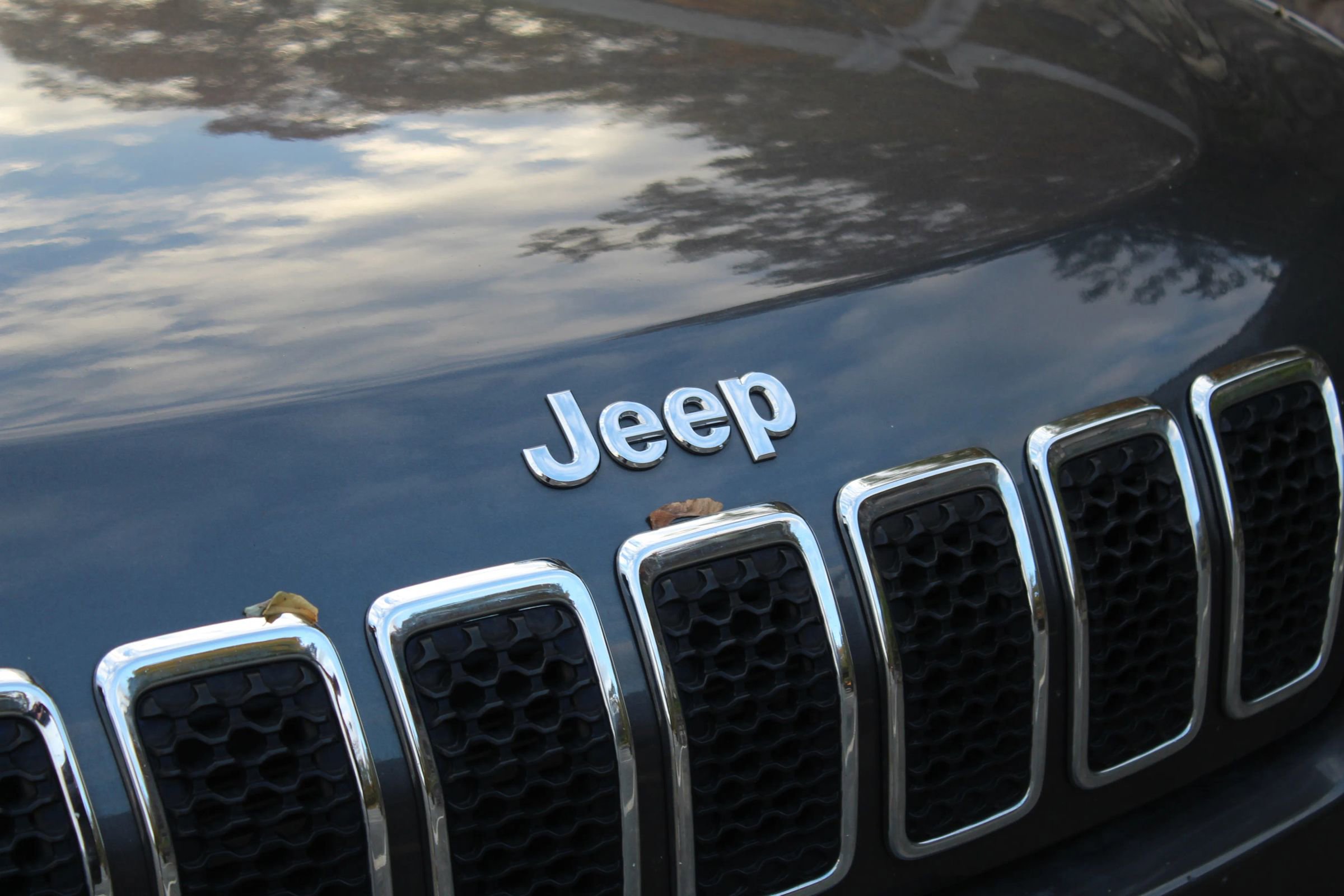 Used 2019 Jeep Cherokee Limited image 37