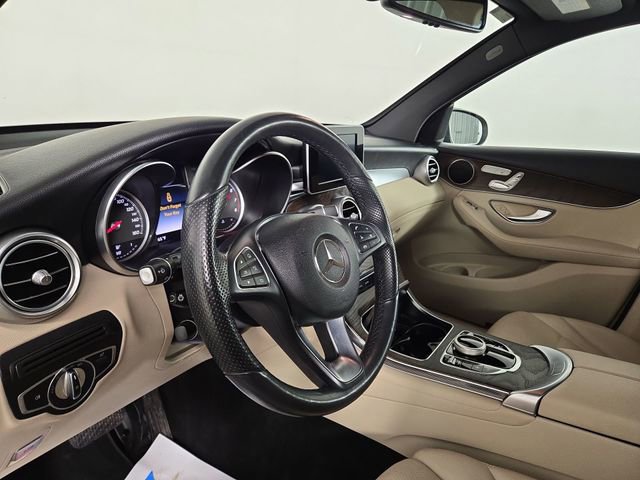 Used 2018 Mercedes-Benz GLC 300 4MATIC image 14