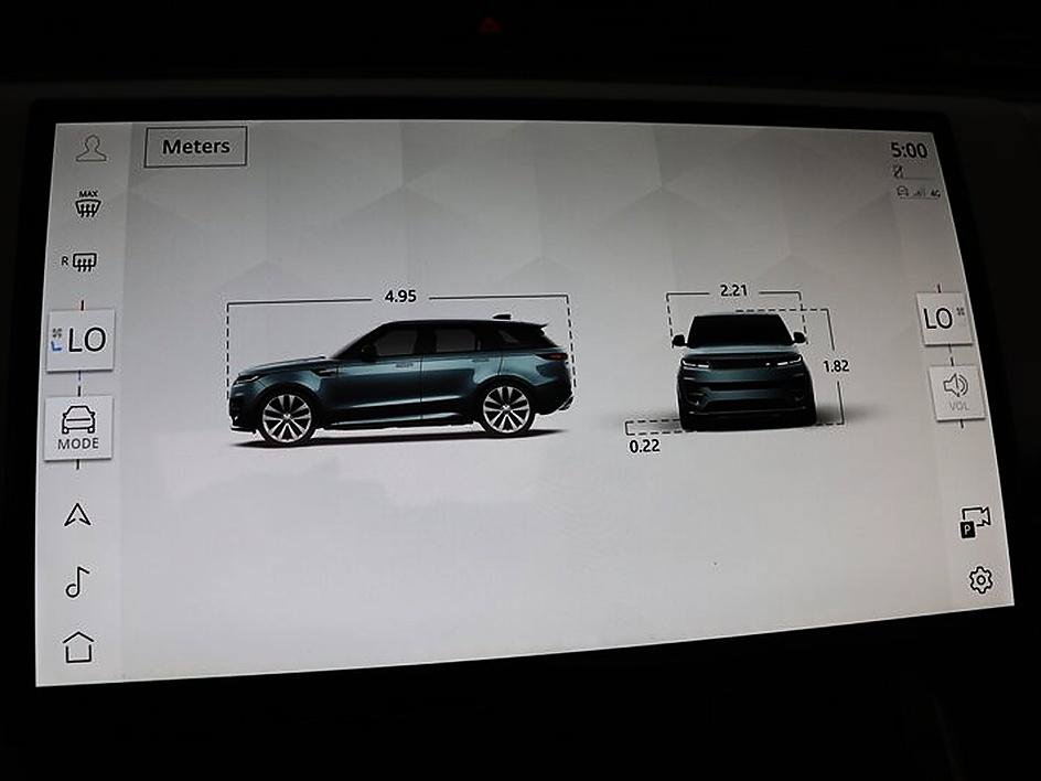 Used 2024 Land Rover Range Rover Sport Dynamic SE AWD/4WD image 45