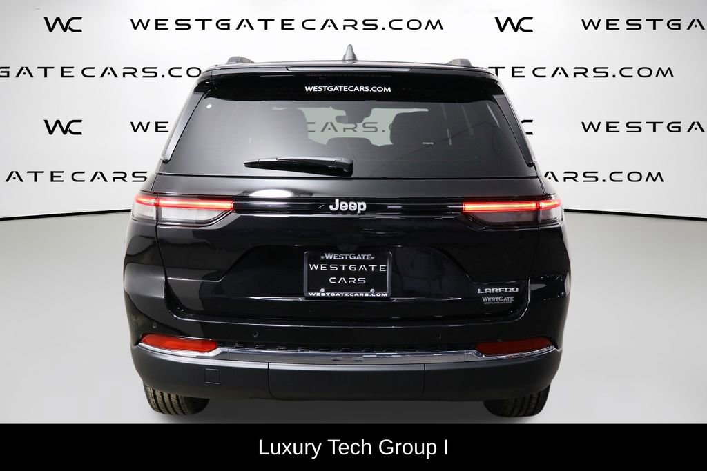 New 2025 Jeep Grand Cherokee Laredo image 4