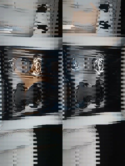 New 2026 Ford Explorer Active w/ Active Comfort Package image 16