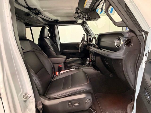 Used 2024 Jeep Wrangler Unlimited Sahara w/ Dual Top Group AWD/4WD image 15