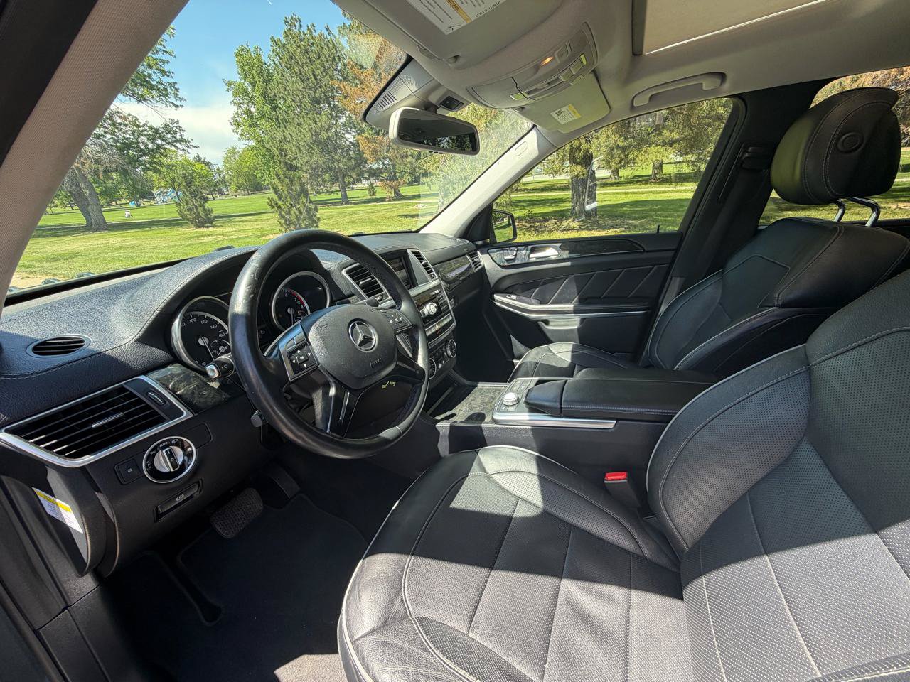 Used 2013 Mercedes-Benz GL 550 4MATIC image 10
