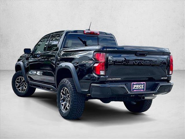 Used 2026 Chevrolet Colorado ZR2 w/ Technology Package AWD/4WD image 13