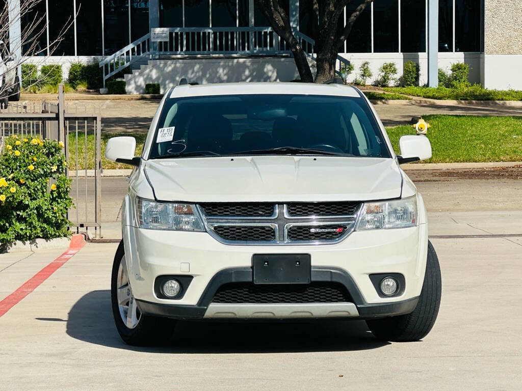 Used 2012 Dodge Journey SXT w/ Popular Equipment Group image 2