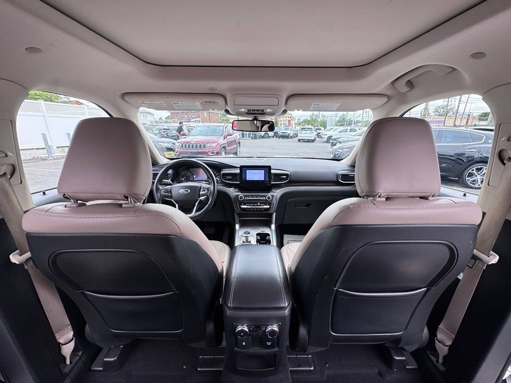Used 2020 Ford Explorer Limited w/ Hybrid Equipment Group 310A AWD/4WD image 24