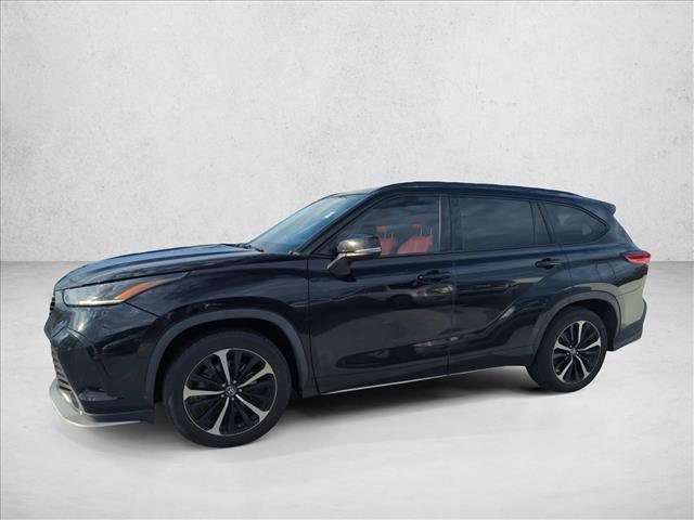 Used 2021 Toyota Highlander XSE FWD image 6