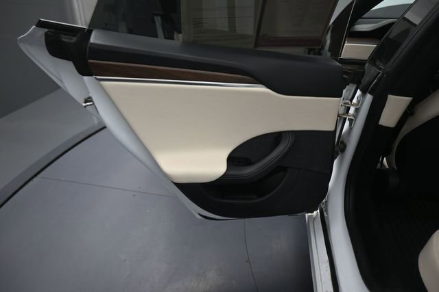 Used 2022 Tesla Model S image 67