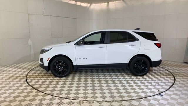 Used 2024 Chevrolet Equinox LS w/ LS Convenience Package image 5