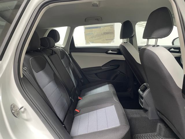 New 2025 Volkswagen Taos S image 22