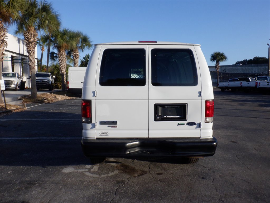 Used 2014 Ford E-250 and Econoline 250 w/ Commercial Cargo Van Package image 4