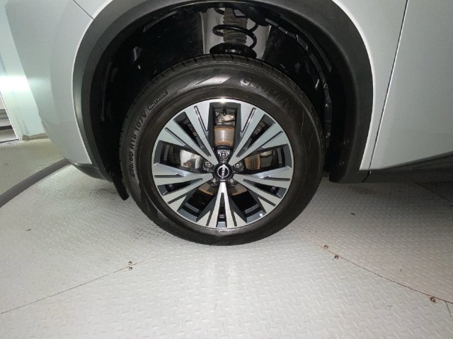 Used 2023 Nissan Rogue SV w/ SV Premium B Package AWD/4WD image 10
