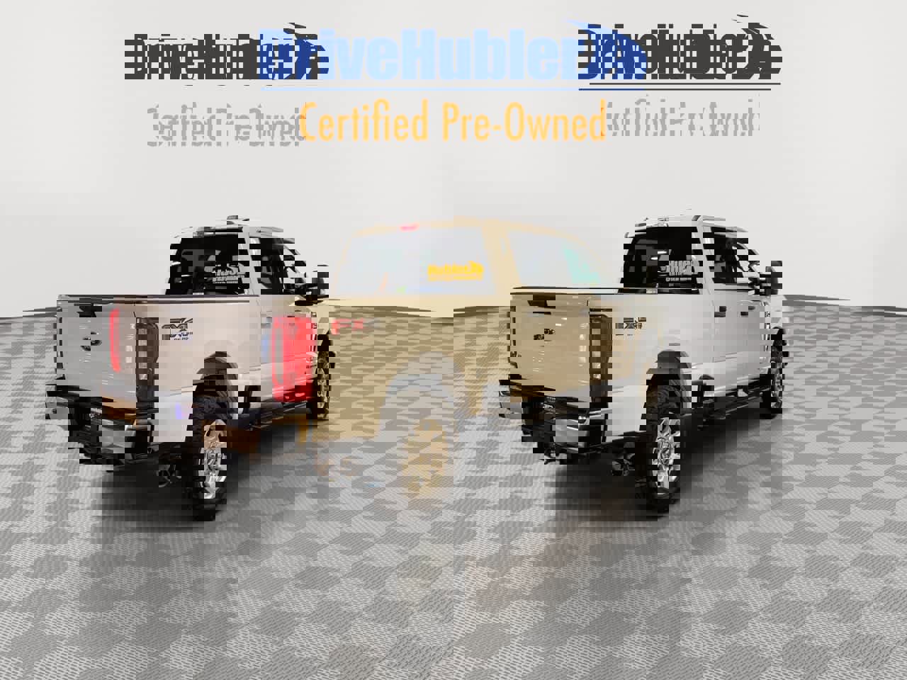Used 2024 Ford F250 XLT w/ FX4 Off-Road Package image 2
