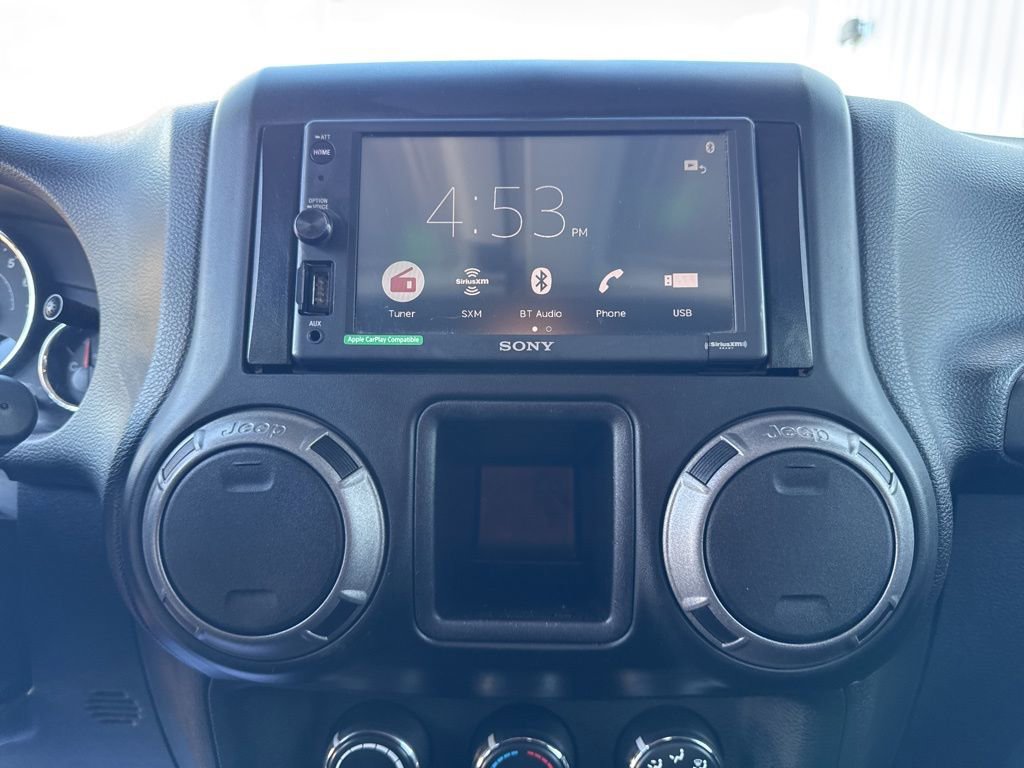 Used 2014 Jeep Wrangler Sport image 19