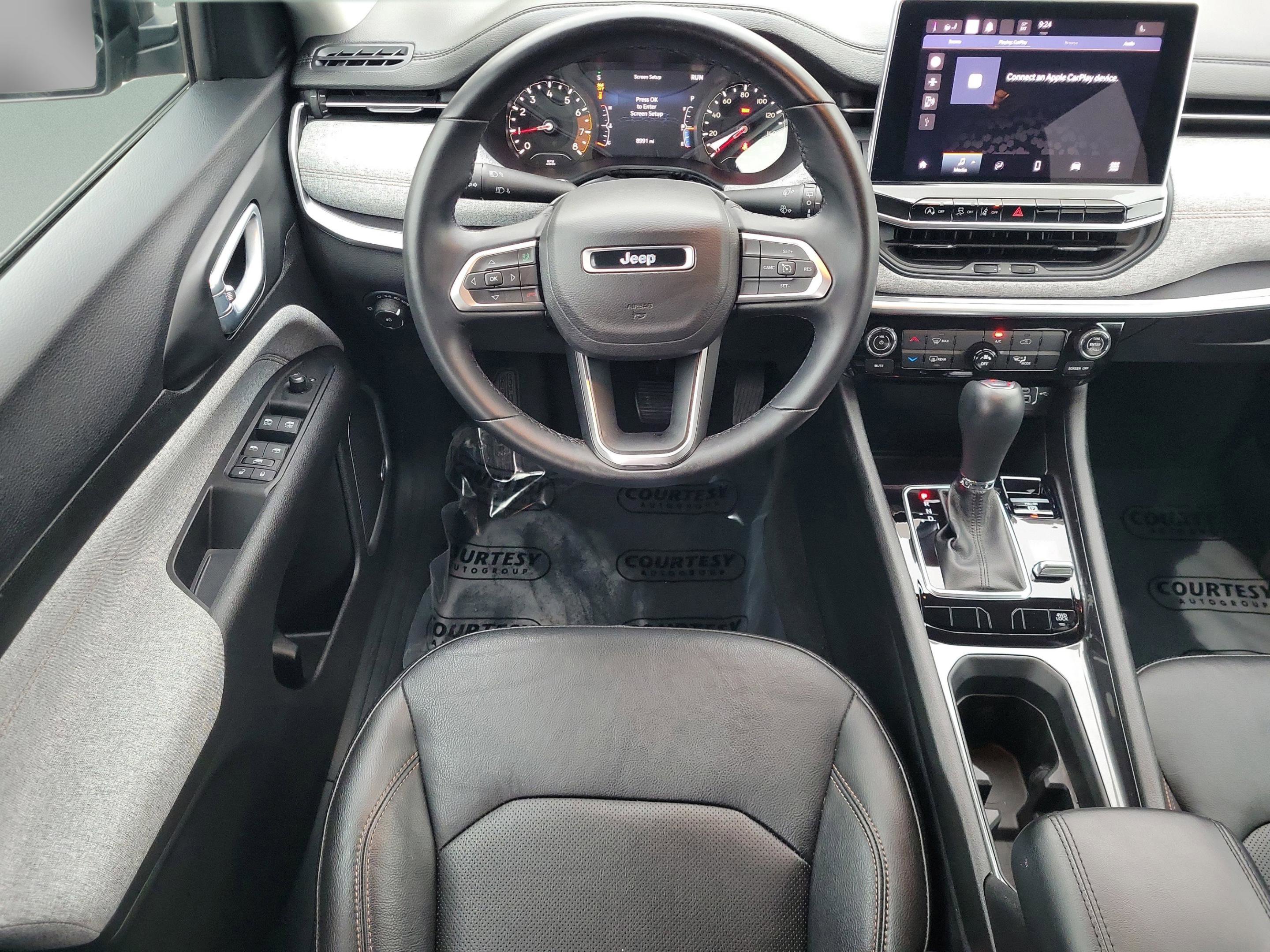 Used 2022 Jeep Compass Latitude w/ Sun and Sound Group image 11