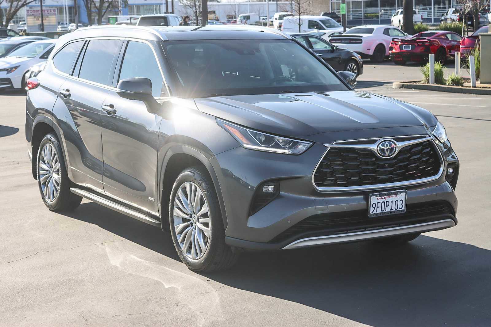 Used 2023 Toyota Highlander Platinum image 5