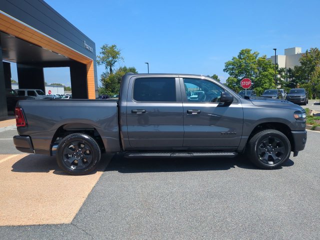 New 2027 RAM 1500 Express AWD/4WD image 3