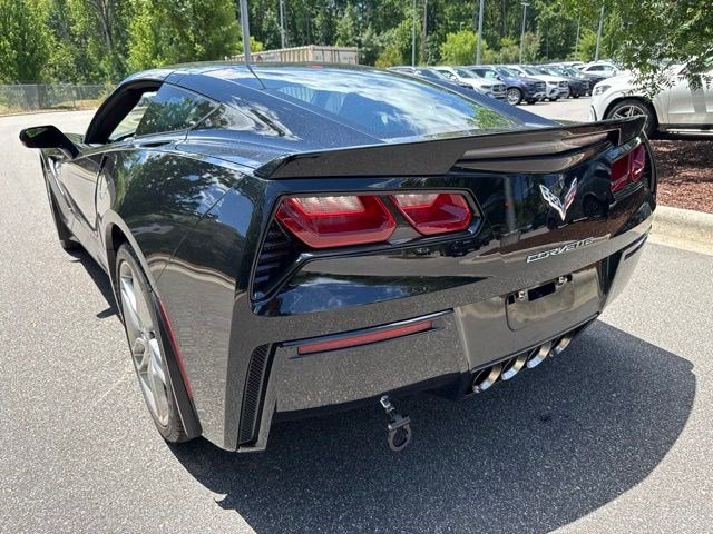 Used 2017 Chevrolet Corvette Stingray Coupe w/ Z51 1LT RWD image 7