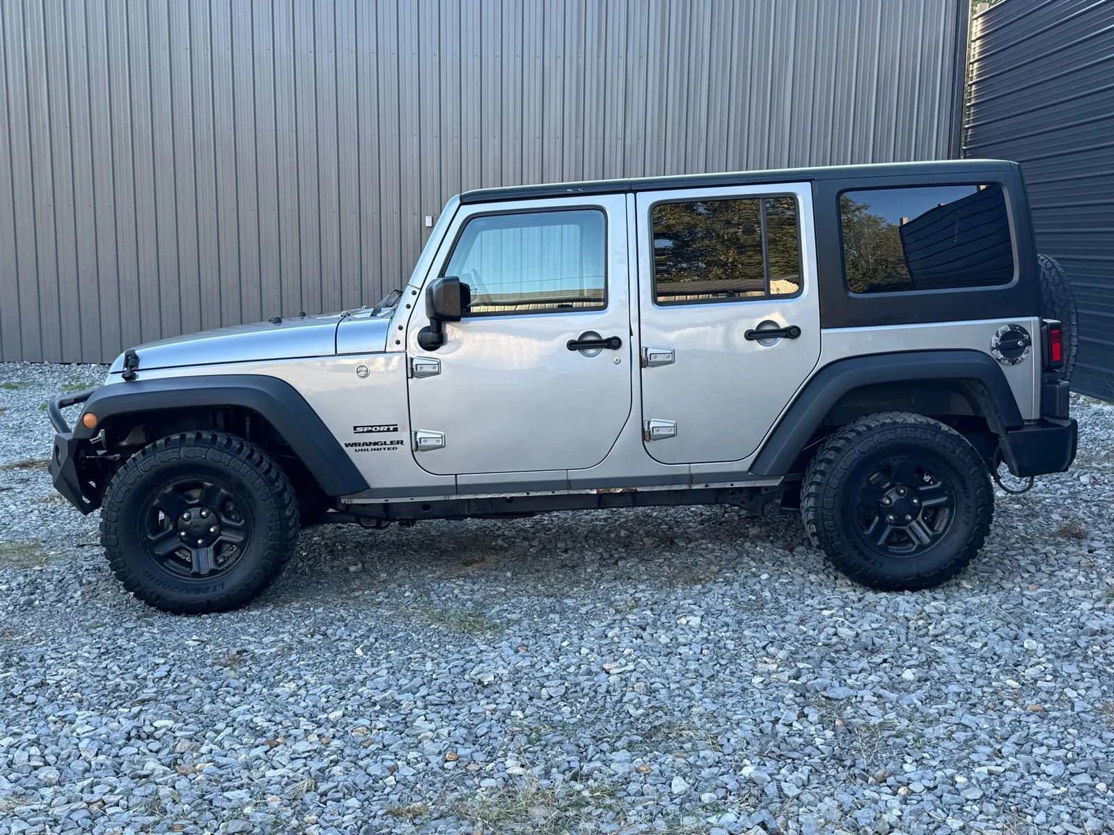 Used 2017 Jeep Wrangler Unlimited Sport w/ Connectivity Group image 6
