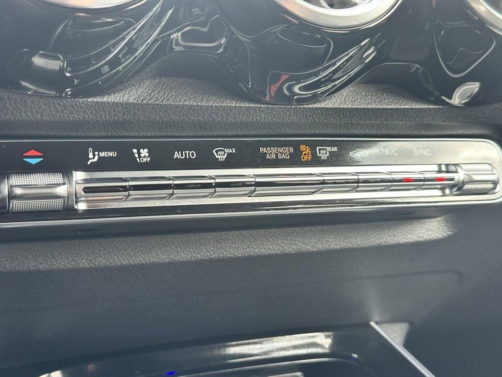 Used 2024 Mercedes-Benz GLB 250 image 18