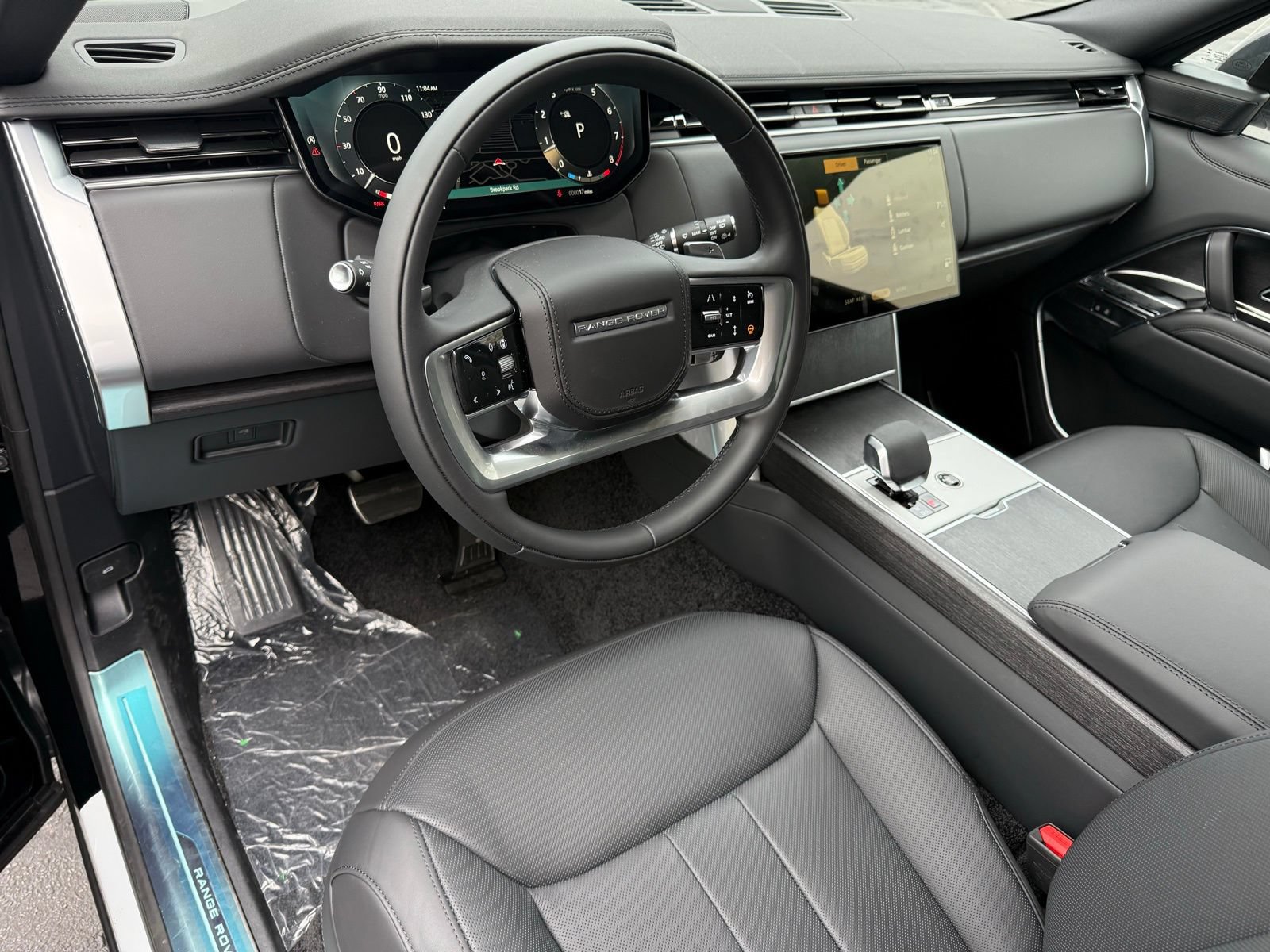 New 2025 Land Rover Range Rover SE AWD/4WD image 14