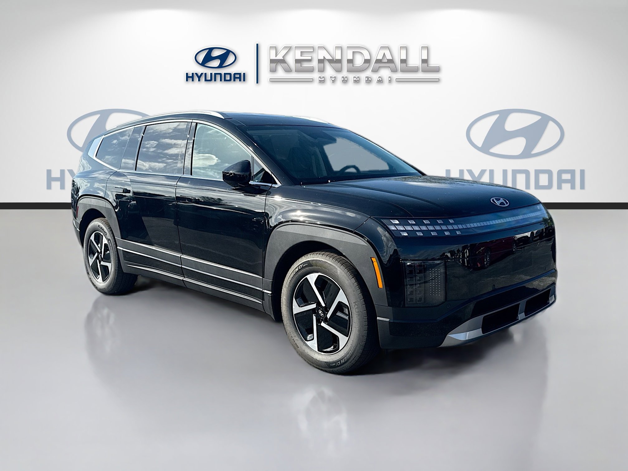 New 2026 Hyundai Ioniq 9 S image 1