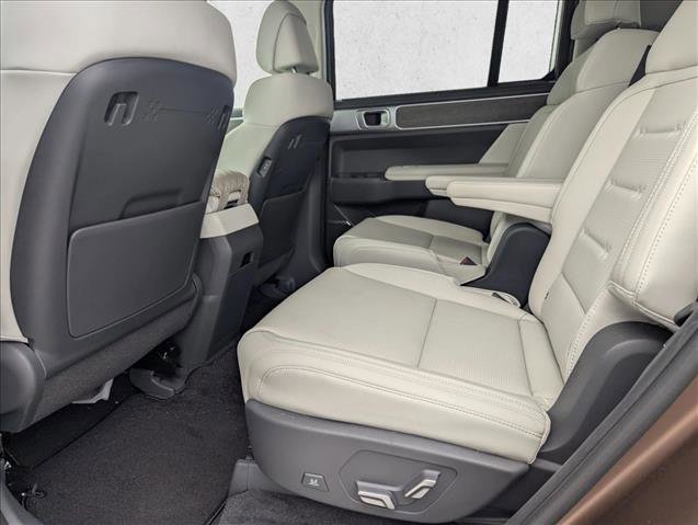 Used 2025 Hyundai Santa Fe Calligraphy image 25