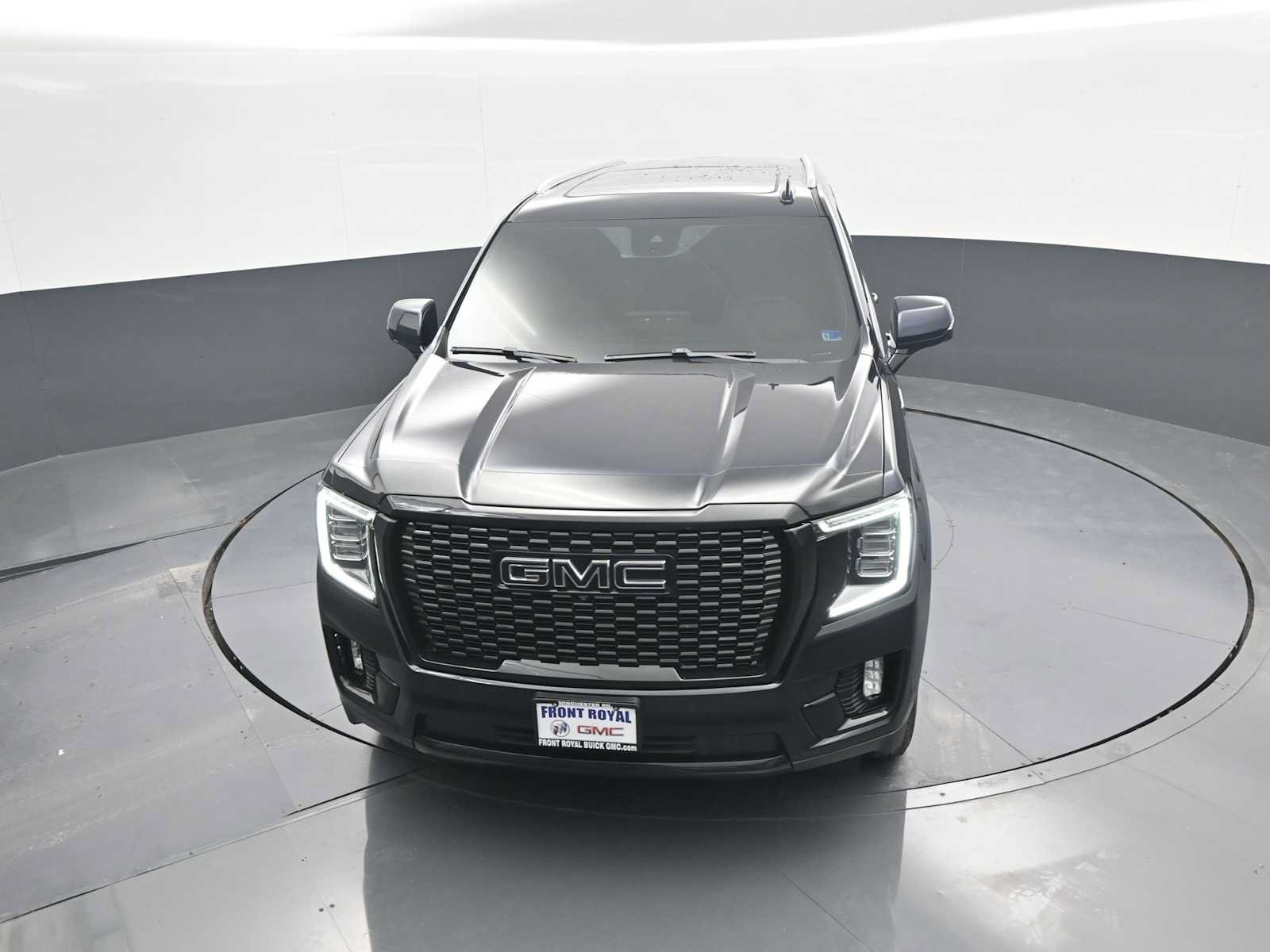 Used 2024 GMC Yukon XL SLT w/ SLT Luxury Package AWD/4WD image 40