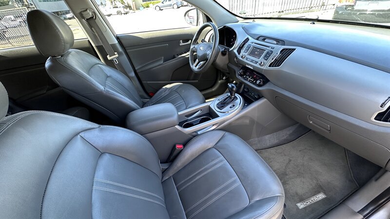 Used 2016 Kia Sportage EX image 13
