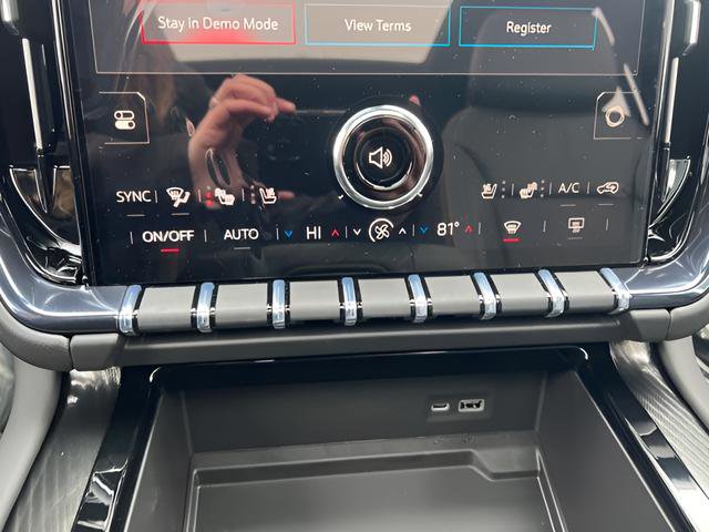 New 2026 GMC Yukon XL AT4 w/ AT4 Premium Package AWD/4WD image 16