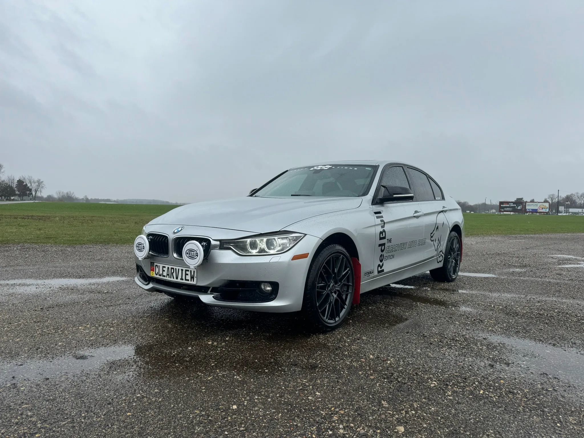 Used 2013 BMW 335i xDrive Sedan AWD/4WD image 1